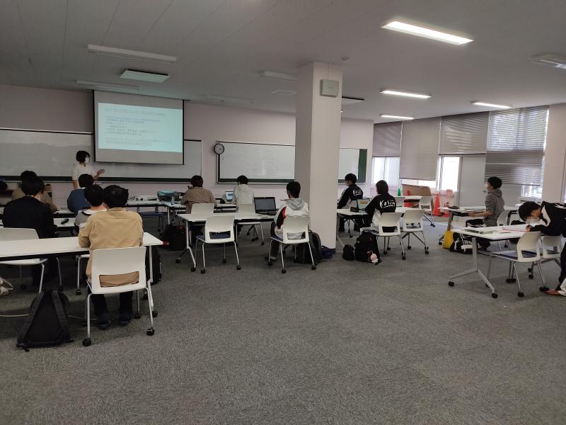 本科2〜4年生あわせて17名が参加しました！