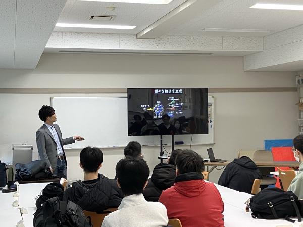 香川高専詫間キャンパスで加速器に関する講演会を実施しました