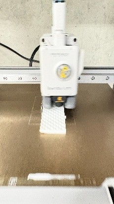 3Dプリンタにて固定用土台を印刷